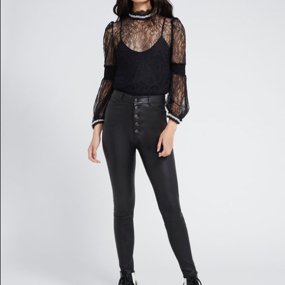 Lace top - Picture 4 of 5